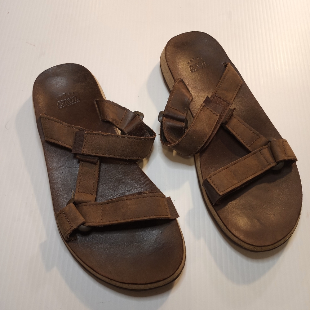 Teva Adjustible Leather Sandals 2 Straps Sz 10